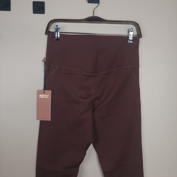 Girlfriend Collective Compressive High-Rise Legging in Earth Size L - Picture 5 of 8